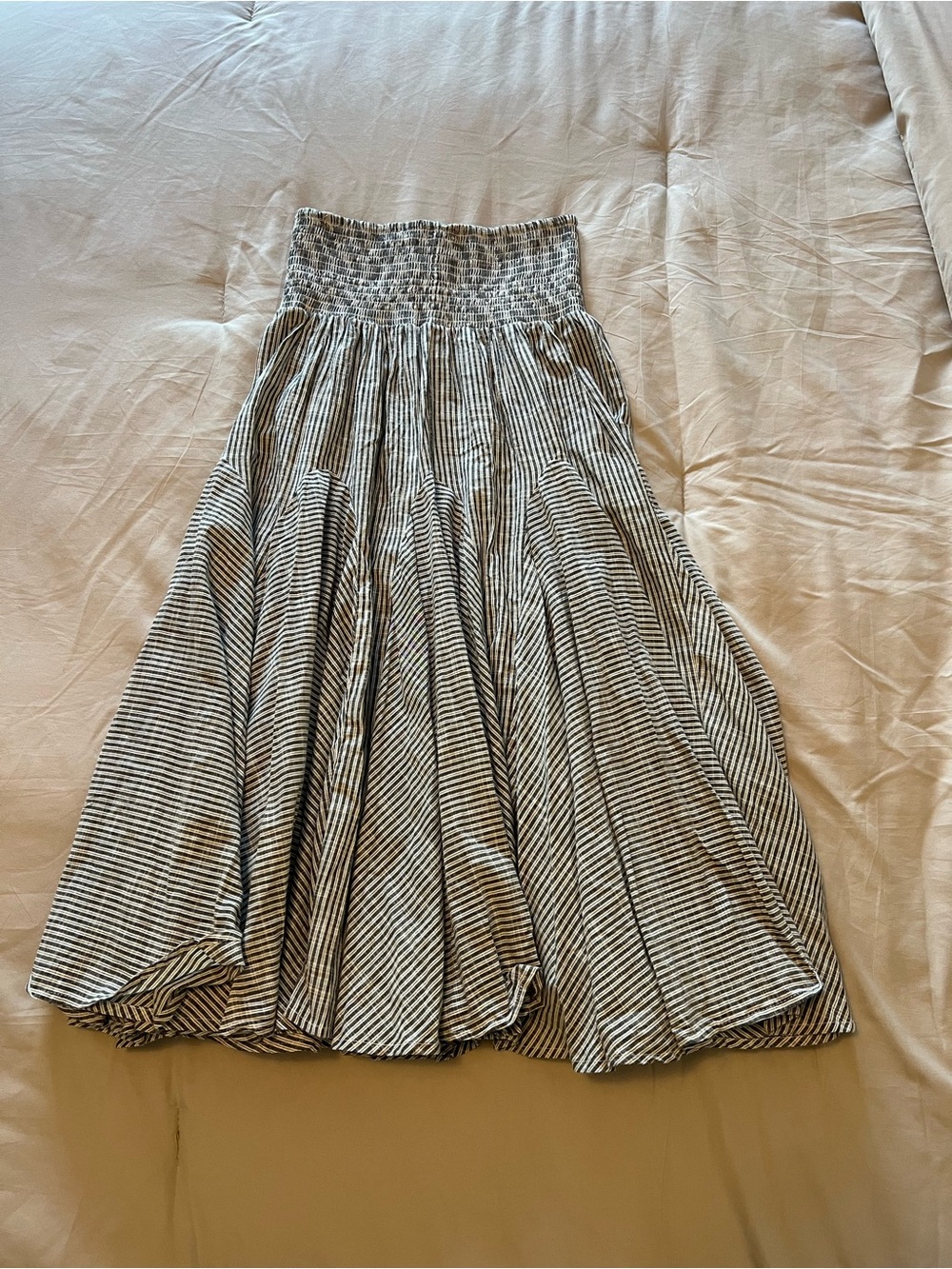 Striped Smocked Waist Maxi Skirt - Black & White
